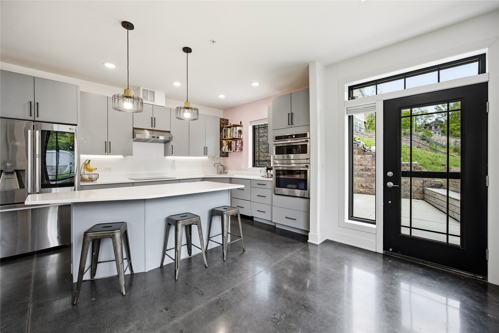 156 Prairie Hill Lane Iowa City IA 52246