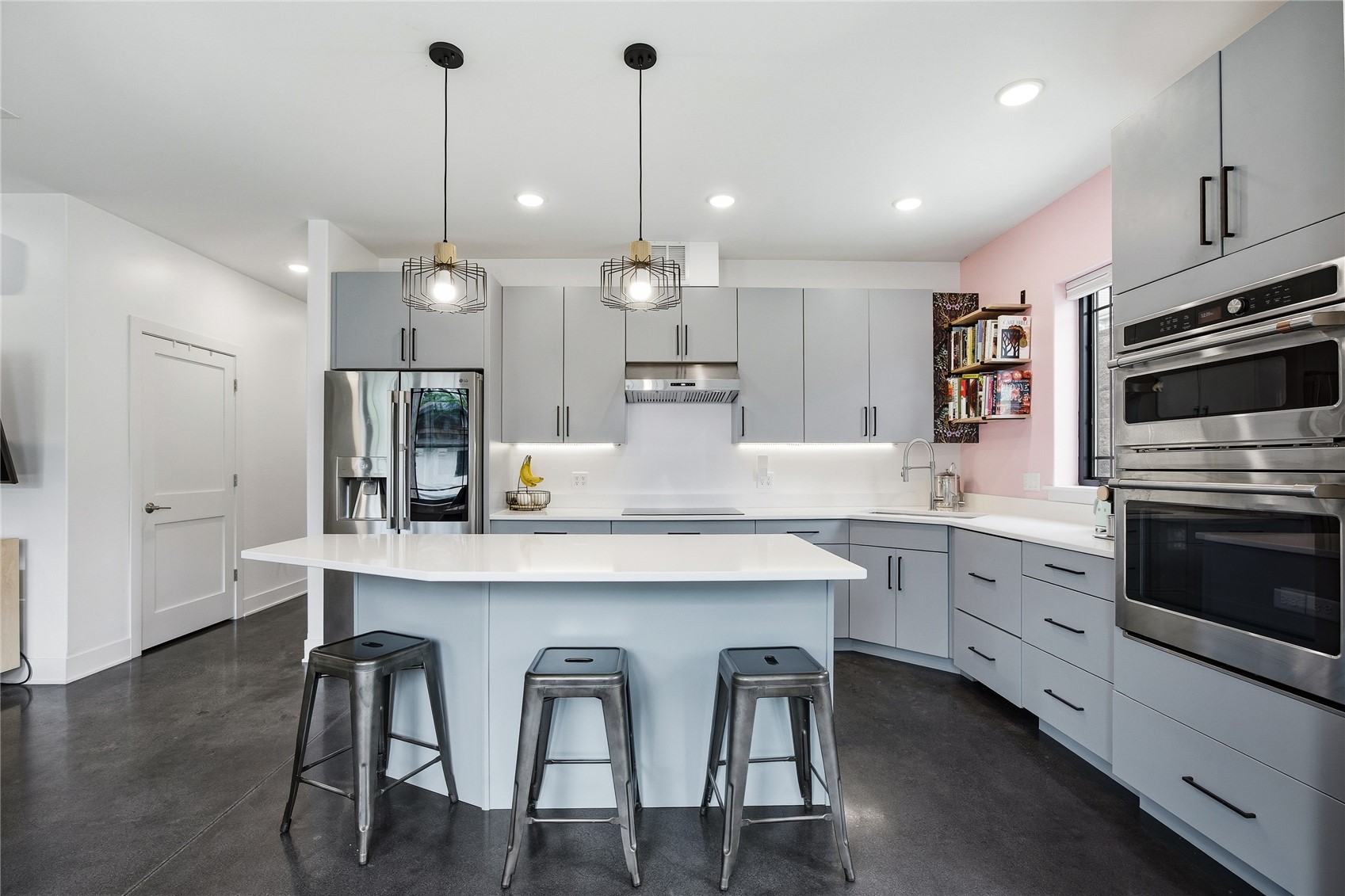 156 Prairie Hill Lane Iowa City IA 52246