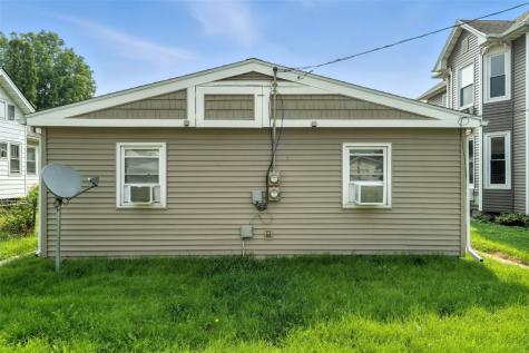 1432 N Street SW Cedar Rapids IA 52404