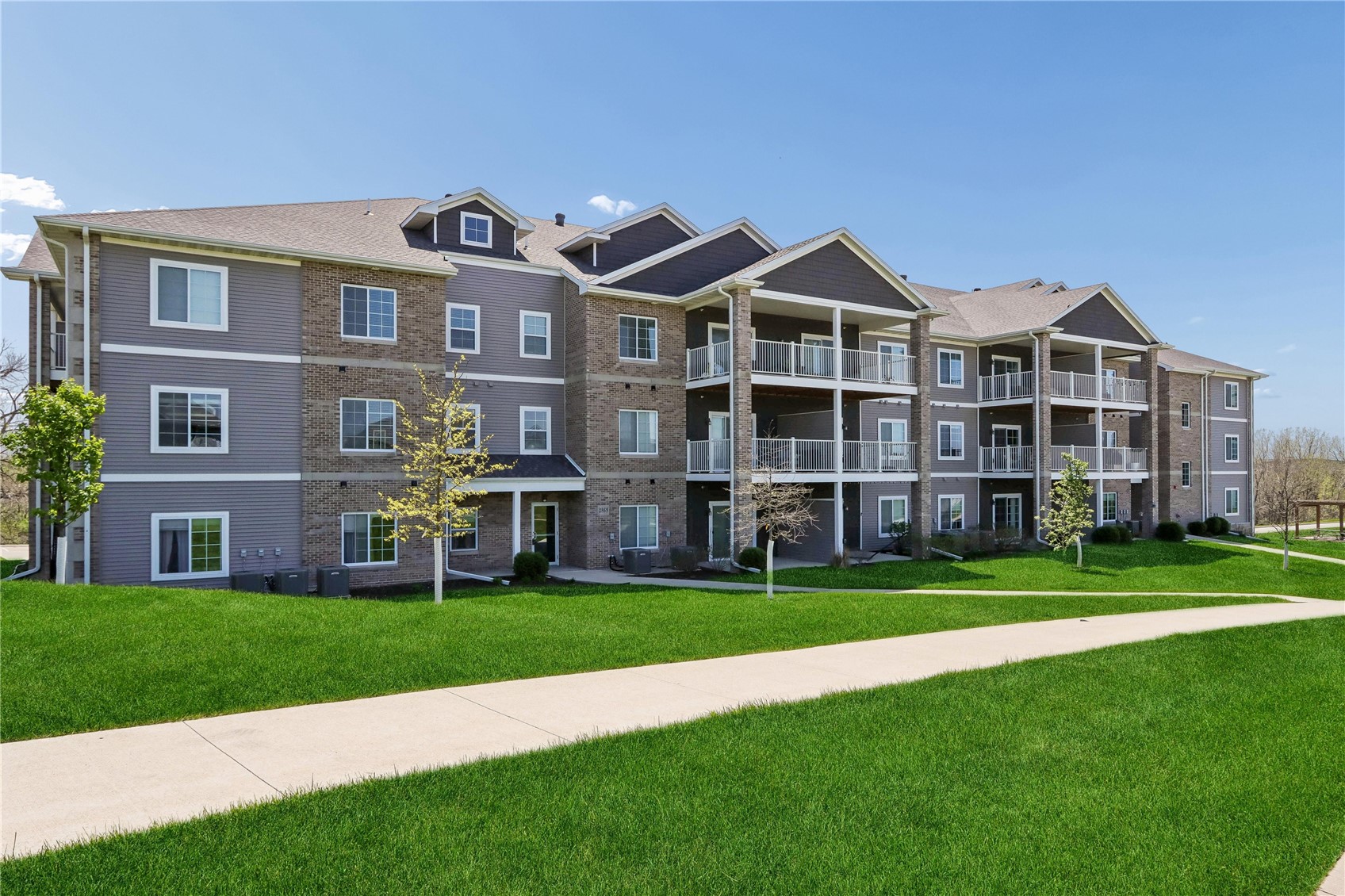 2869 Spring Rose Circle Coralville IA 52241