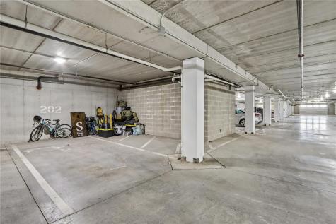 2869 Spring Rose Circle Coralville IA 52241