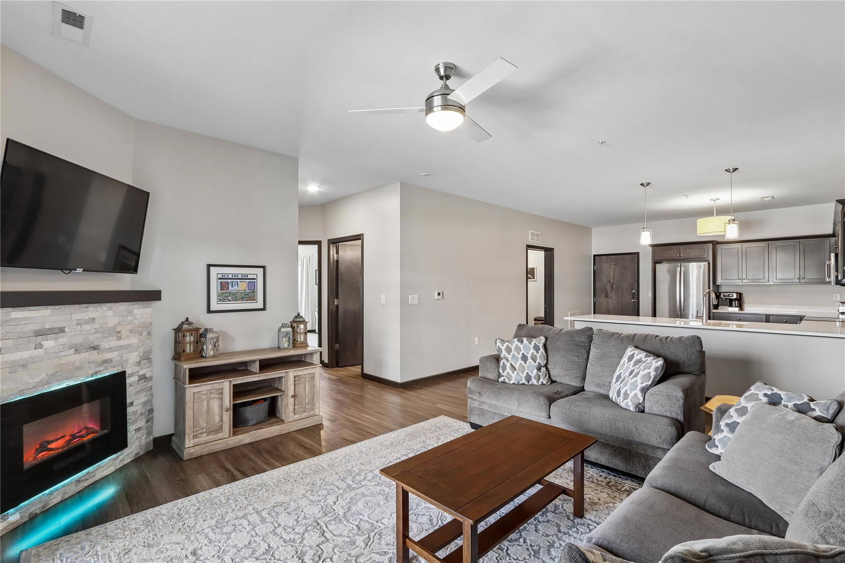 2869 Spring Rose Circle Coralville IA 52241