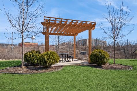 2867 Spring Rose Circle Coralville IA 52241