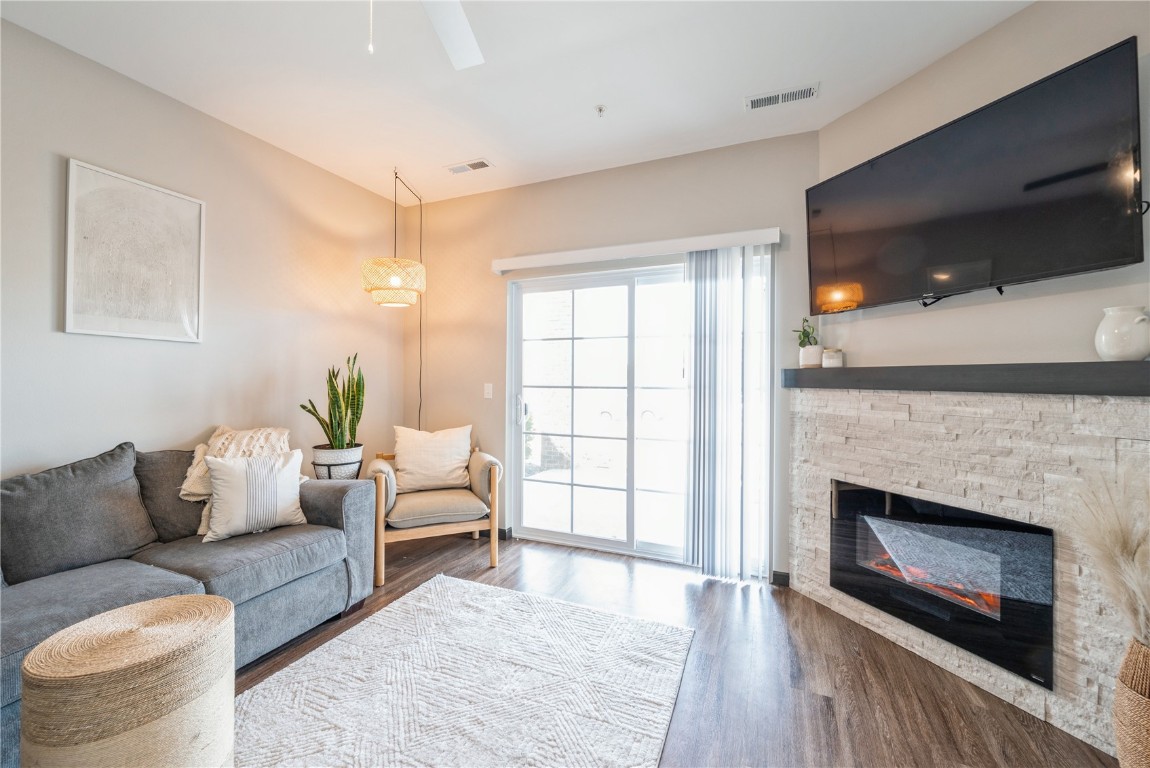 2867 Spring Rose Circle Coralville IA 52241
