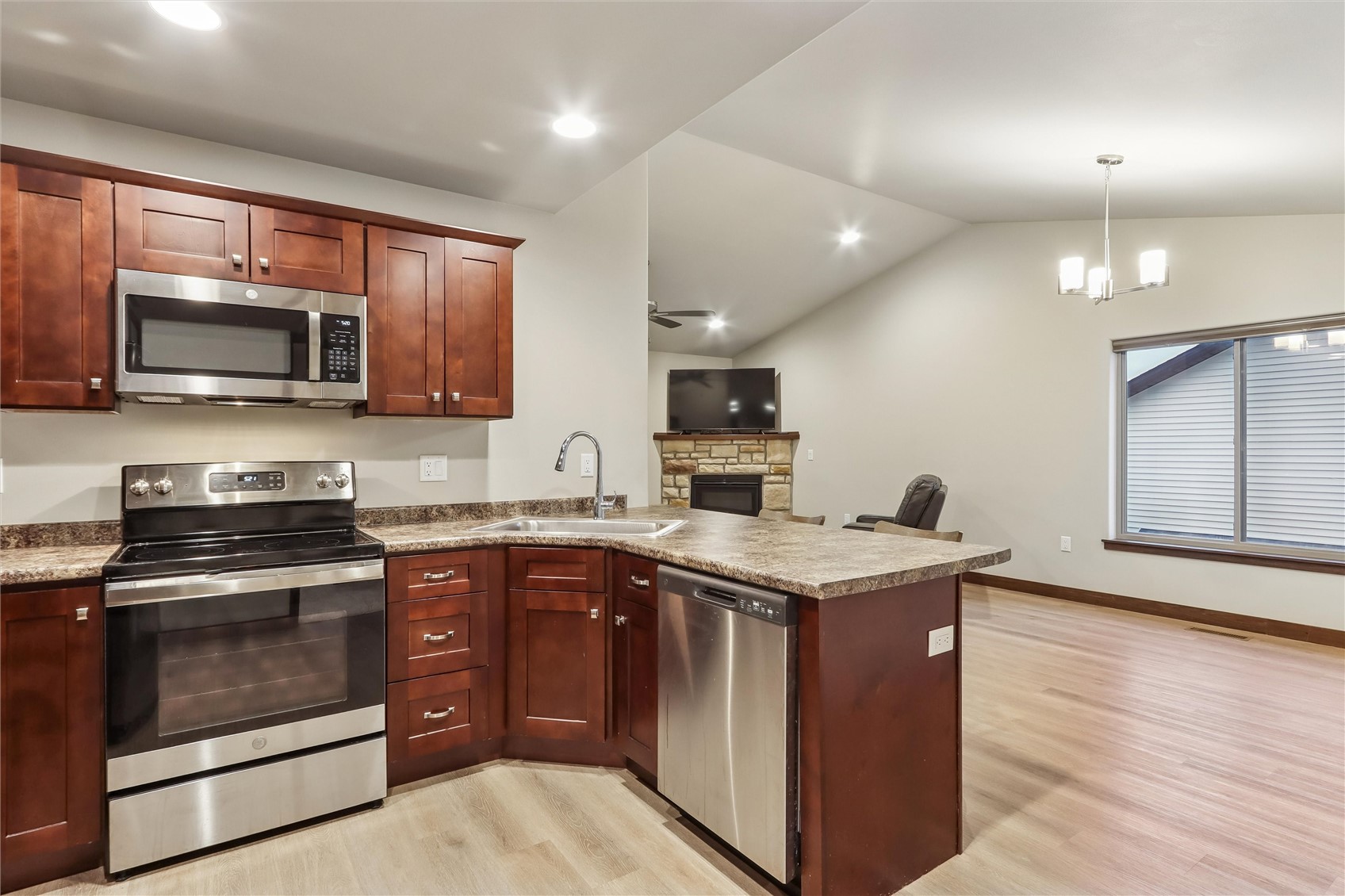 1000 Creekside Drive Tiffin IA 52340