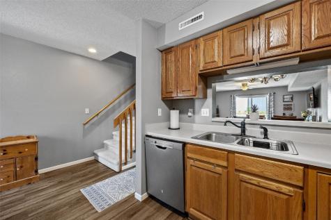 951 Grand Avenue Court Marion IA 52302