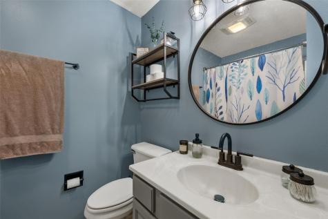 951 Grand Avenue Court Marion IA 52302