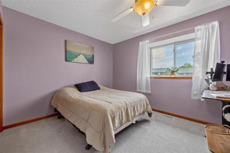 951 Grand Avenue Court Marion IA 52302