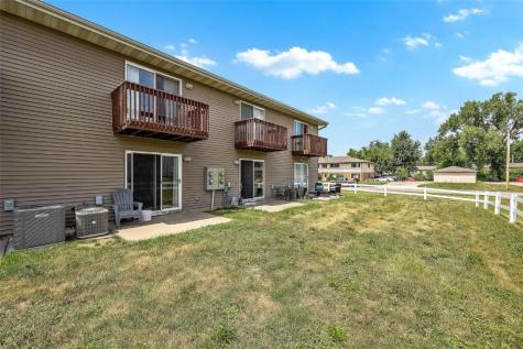 951 Grand Avenue Court Marion IA 52302