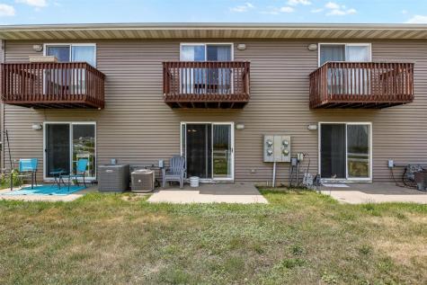 951 Grand Avenue Court Marion IA 52302