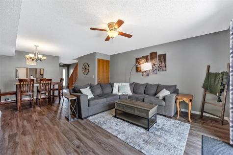 951 Grand Avenue Court Marion IA 52302
