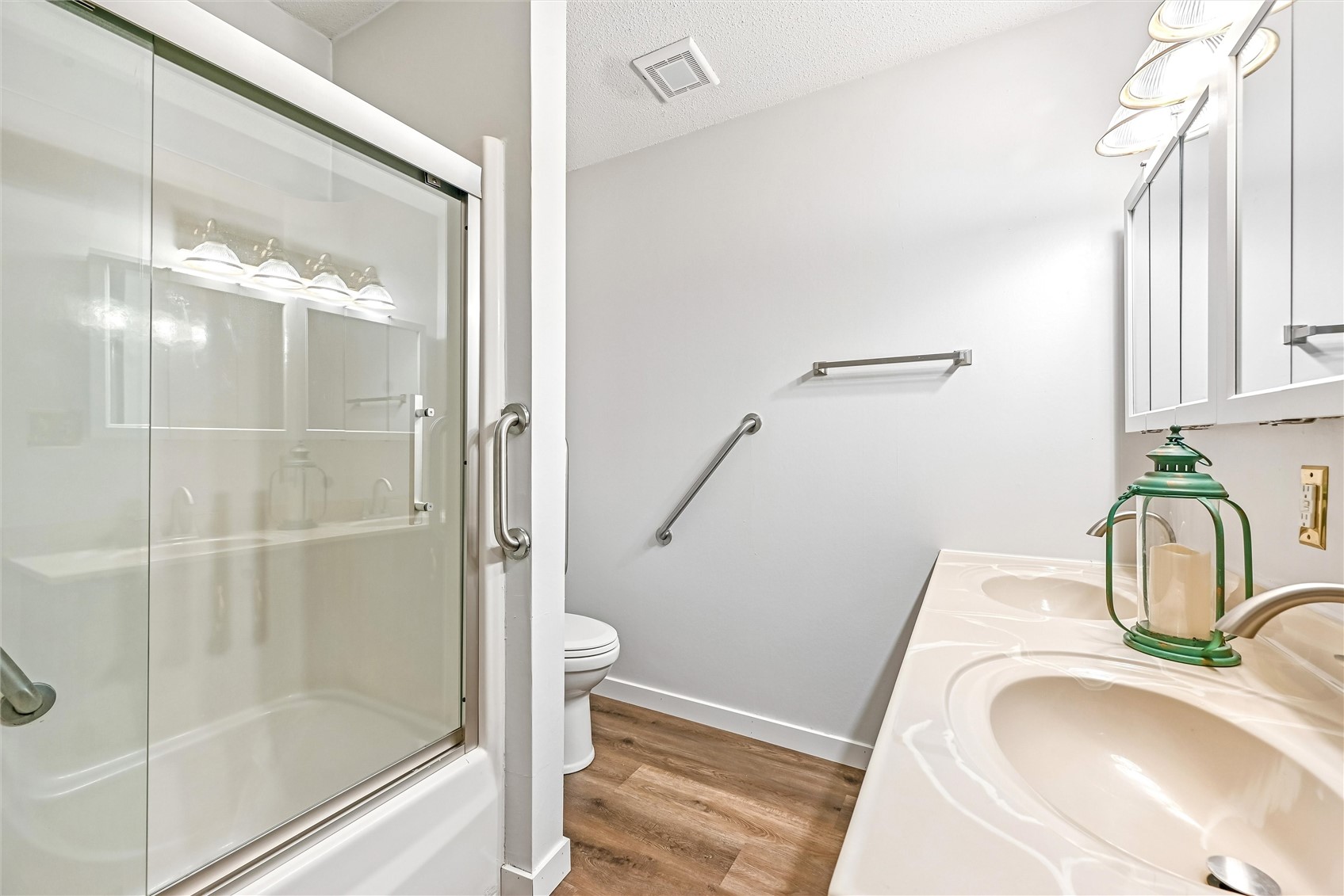 4121 Lexington Drive NE Cedar Rapids IA 52402