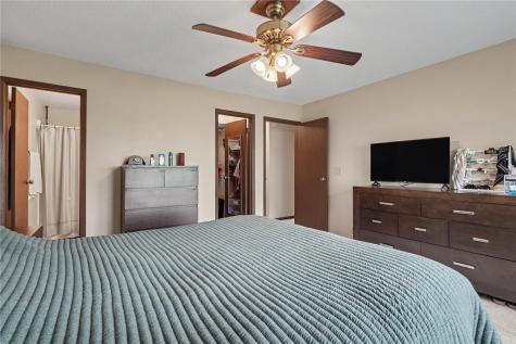 4117 Lexington Court NE Cedar Rapids IA 52402