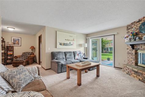 4117 Lexington Court NE Cedar Rapids IA 52402