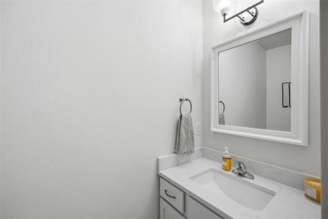 1237 Ronald Way North Liberty IA 52317
