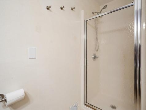 3509 E Avenue NW Cedar Rapids IA 52405