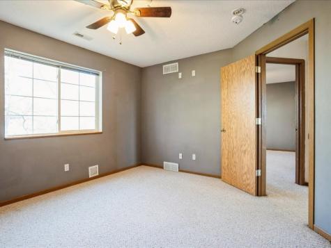 3509 E Avenue NW Cedar Rapids IA 52405