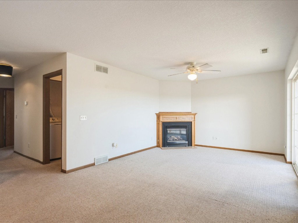 3509 E Avenue NW Cedar Rapids IA 52405