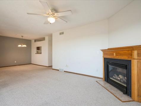 3509 E Avenue NW Cedar Rapids IA 52405