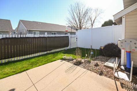 1325 Tower Lane NE Cedar Rapids IA 52402