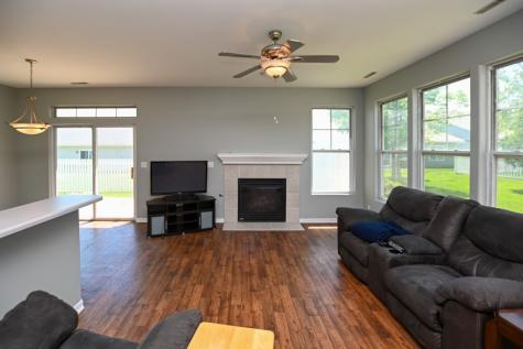 1325 Tower Lane NE Cedar Rapids IA 52402