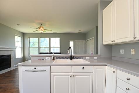 1325 Tower Lane NE Cedar Rapids IA 52402