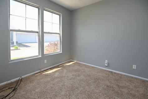 1325 Tower Lane NE Cedar Rapids IA 52402
