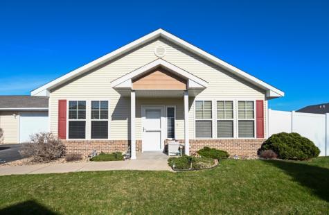 1325 Tower Lane NE Cedar Rapids IA 52402