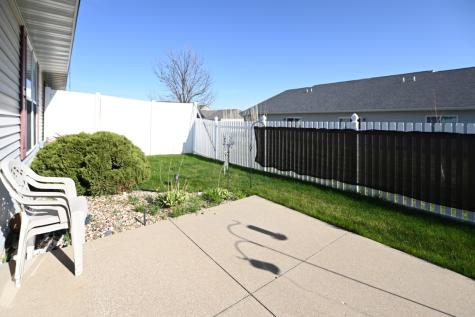 1325 Tower Lane NE Cedar Rapids IA 52402