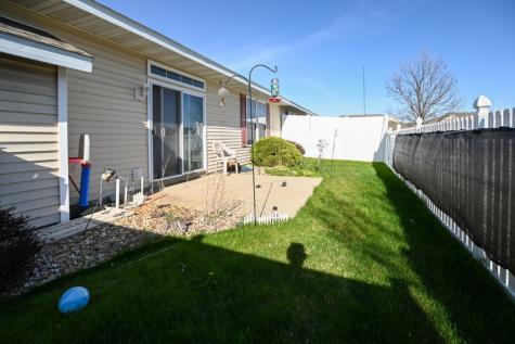 1325 Tower Lane NE Cedar Rapids IA 52402