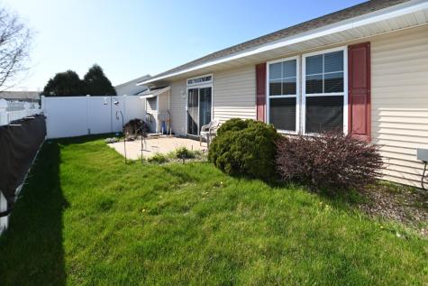 1325 Tower Lane NE Cedar Rapids IA 52402