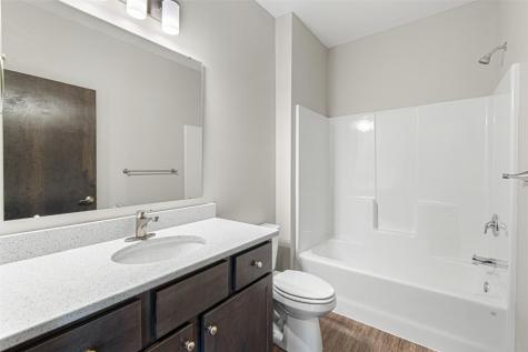 2877 Spring Rose Circle Coralville IA 52241
