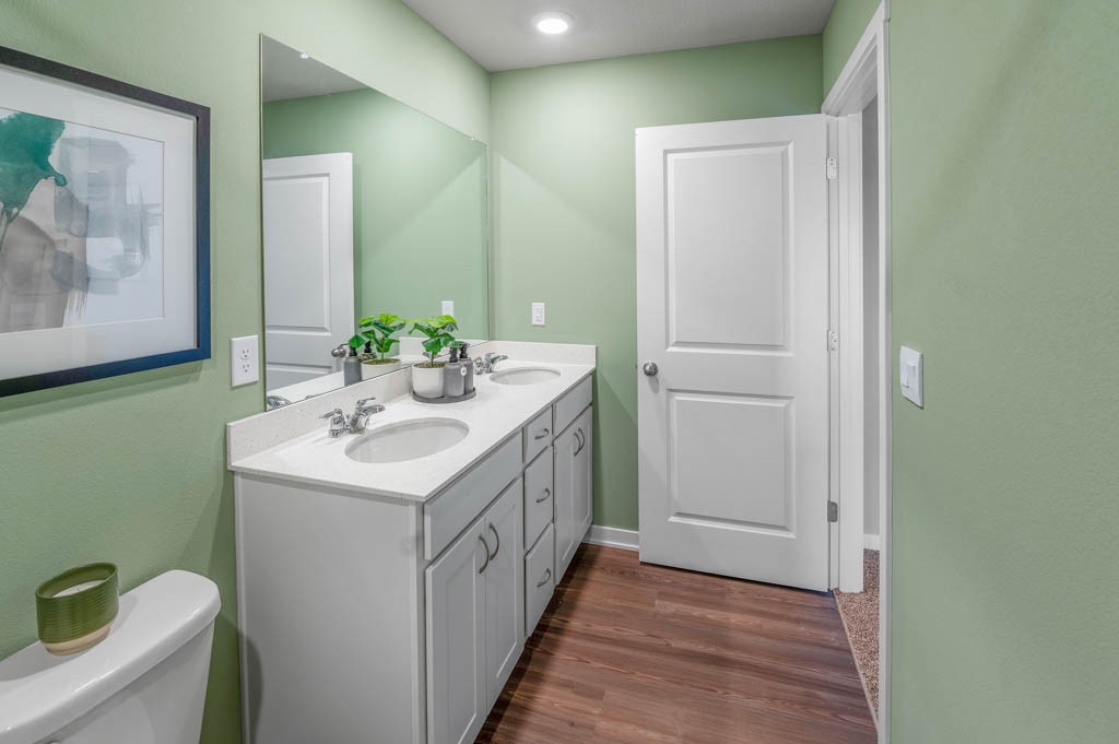2433 Chloe Lane Hiawatha IA 52233