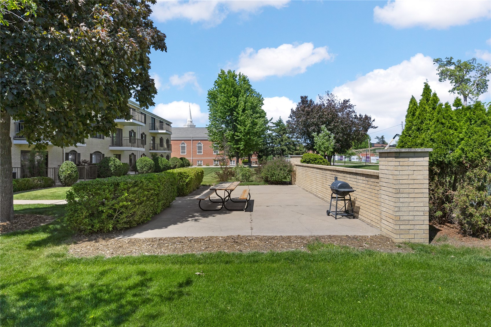 190 Cottage Grove Avenue SE Cedar Rapids IA 52403