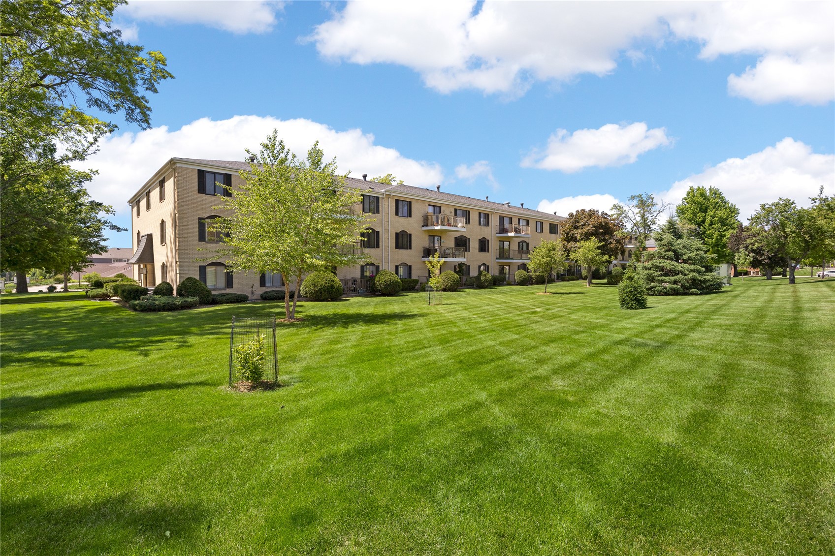190 Cottage Grove Avenue SE Cedar Rapids IA 52403