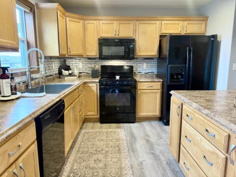 3505 Vaughn Lane Marion IA 52302