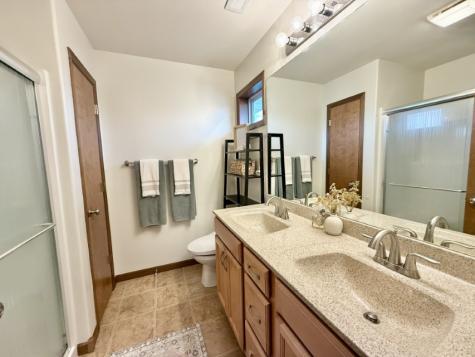 3505 Vaughn Lane Marion IA 52302