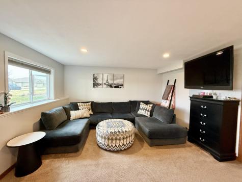 3505 Vaughn Lane Marion IA 52302