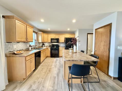 3505 Vaughn Lane Marion IA 52302