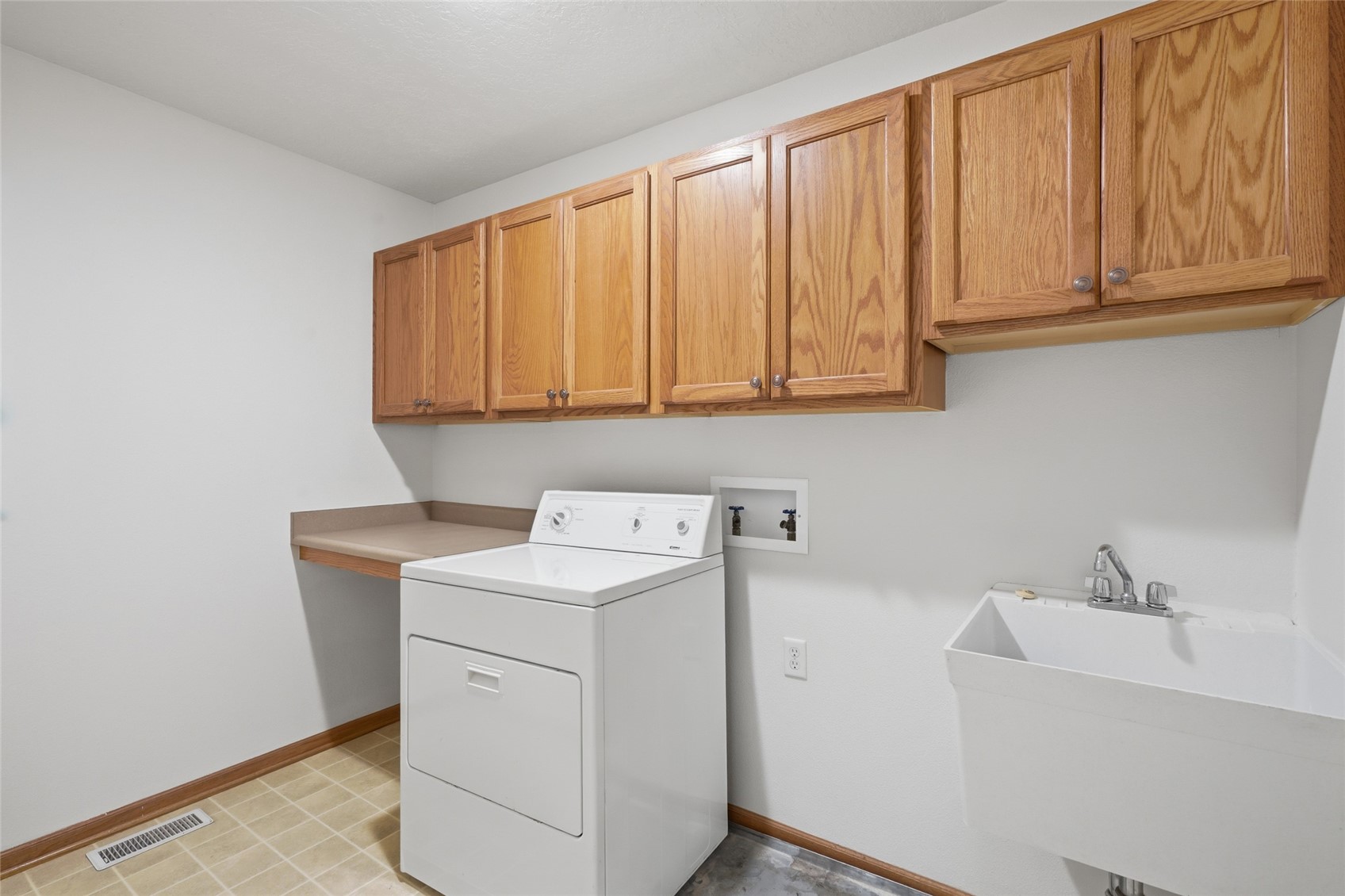 2626 Catskill Court Iowa City IA 52245