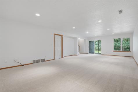 2626 Catskill Court Iowa City IA 52245