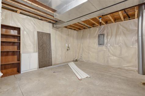 2626 Catskill Court Iowa City IA 52245