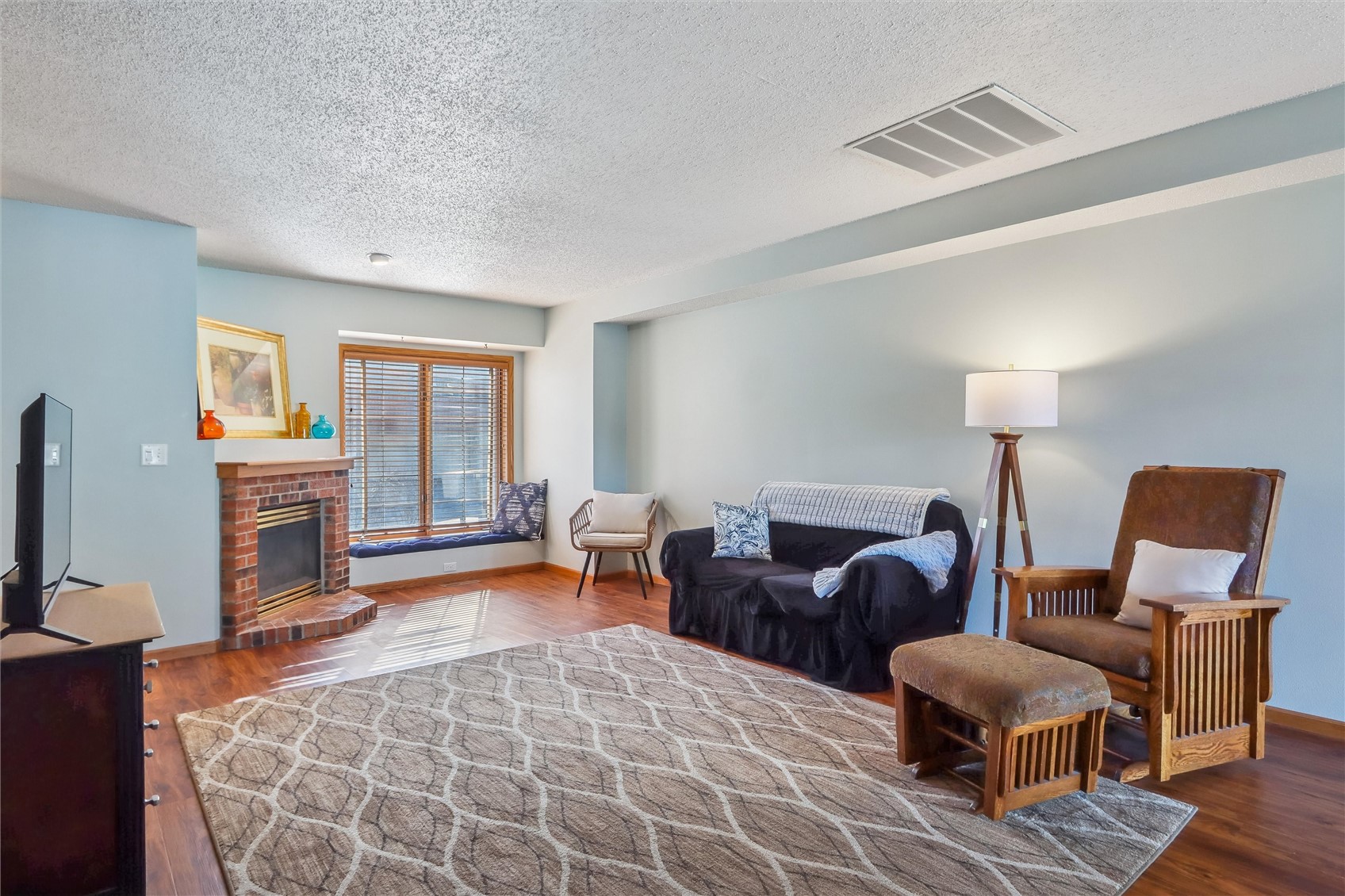 266 West Side Drive Iowa City IA 52246
