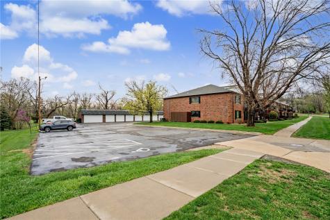 428 29th St Drive SE Cedar Rapids IA 53403