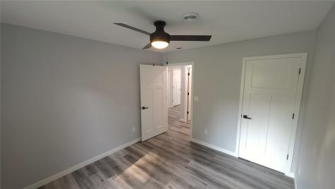 1411 13th Avenue Belle Plaine IA 52208