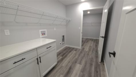 1411 13th Avenue Belle Plaine IA 52208