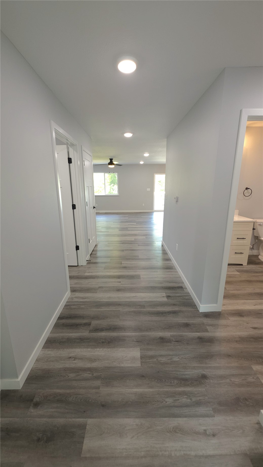 1411 13th Avenue Belle Plaine IA 52208