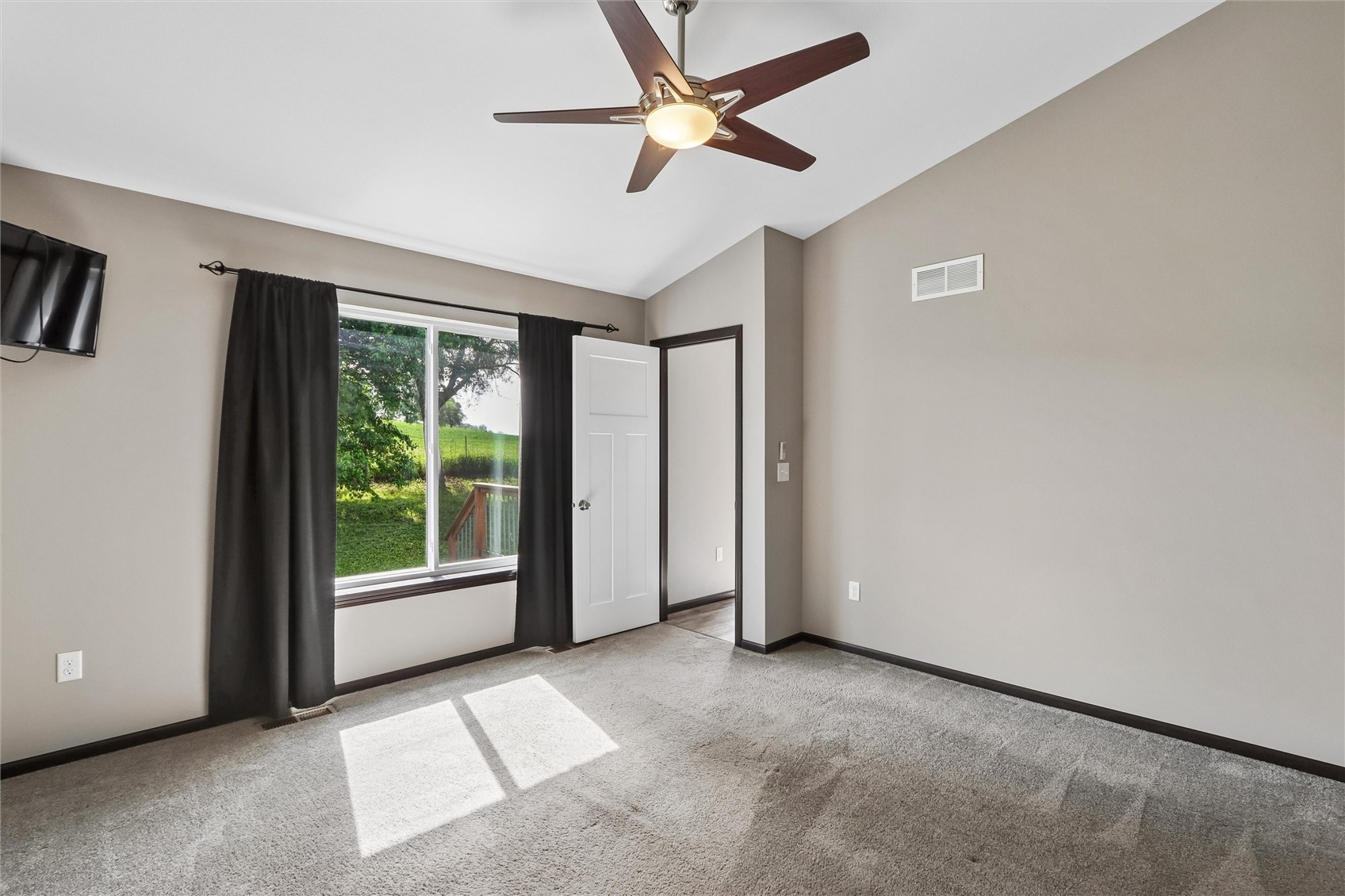 3000 Sunflower Street Ely IA 52227