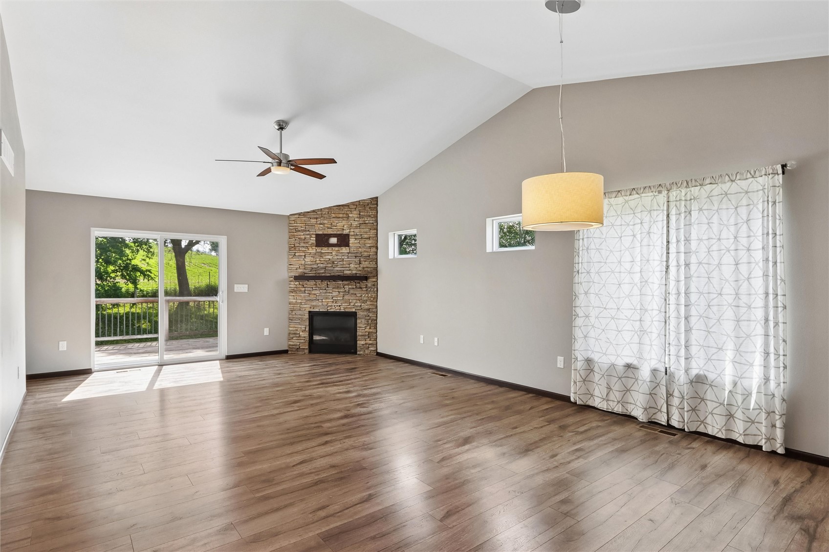 3000 Sunflower Street Ely IA 52227
