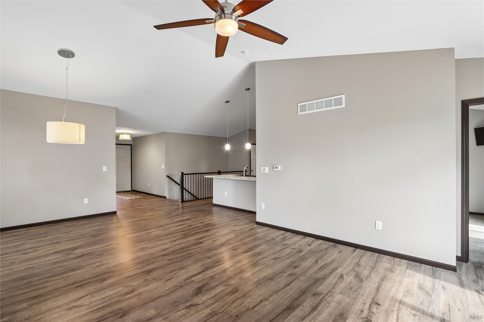 3000 Sunflower Street Ely IA 52227